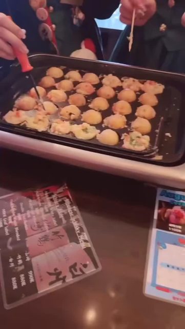 ♡････♡････♡････♡････♡･･*･･♡

かわいいウサギさんが集まる、
ラビットコンセプトカフェへようこそ🐰💗

当店では、ラビッ島からやってきた
元気いっぱい＆個性豊かなウサギさんたちが
あなたをおもてなしします✨

推しのウサギを見つけて、
ドリンクで元気をチャージしてあげてくださいね🥂💕

ラビットコンセプトカフェ
Rabbit Lovers Cafe（ラビラバ）
住所：東京都千代田区外神田3-8-13 田口ビル1F

【キャスト募集】
かわいい衣装で働きたい女の子大歓迎🐇
コンカフェ未経験でも、しっかりサポートします♪
“楽しい”も“夢”も叶えられる場所です💖

#コンカフェ #ラビラバ #うさぎカフェ  #コンカフェ嬢 #秋葉原 可愛い子と繋がりたい おしゃれさんと繋がりたい 量産型 アニメ好きと繋がりたい 酒好きな人と繋がりたい 飲み放題 キャスト募集  お酒好き女子 推し活 うさぎ好きと繋がりたい

♡････♡････♡････♡････♡･･*･･♡